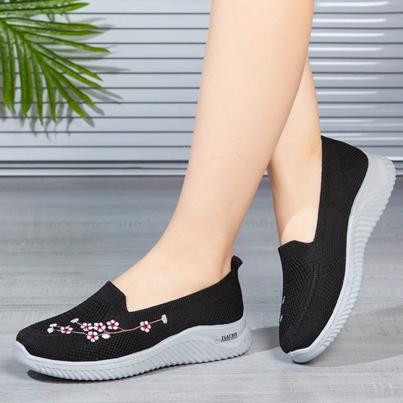 Tênis Feminino Malha Respirável Conforto FloralSapatos Macios Cor Sólida Moda Calçados Femininos Leves Sapatos de mulher.