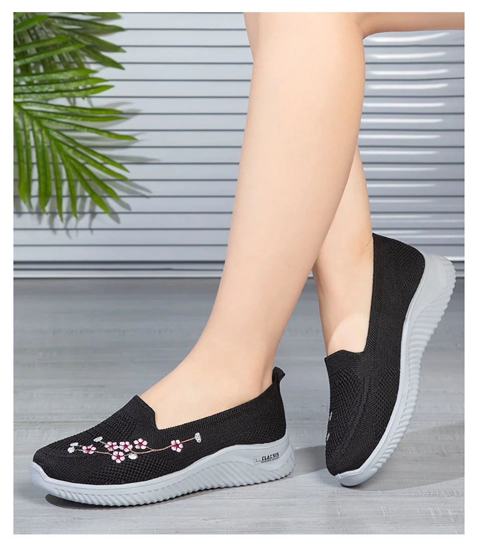 Tênis Feminino Malha Respirável Conforto FloralSapatos Macios Cor Sólida Moda Calçados Femininos Leves Sapatos de mulher.